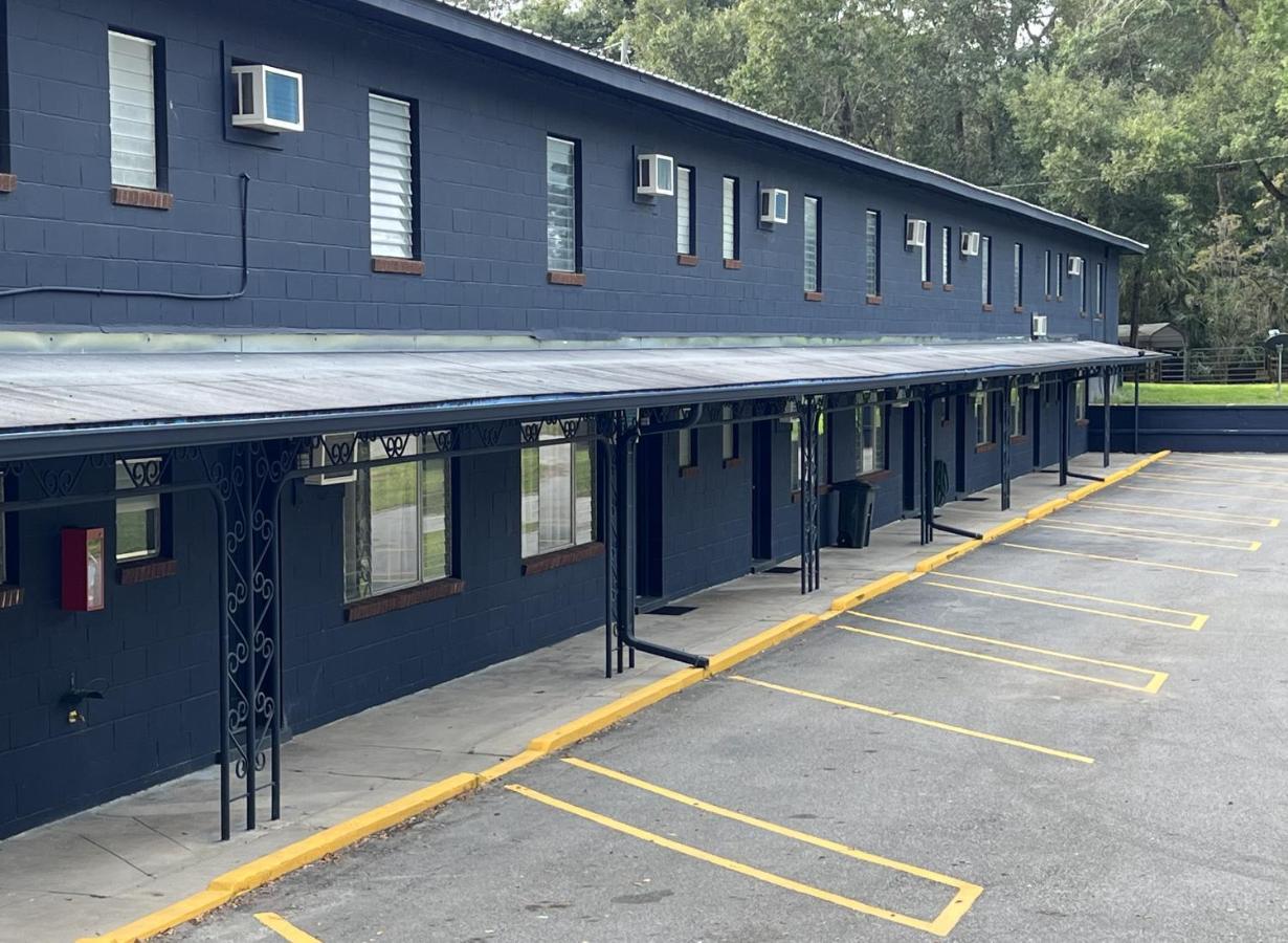 Bluegem Motel High Springs Exterior photo